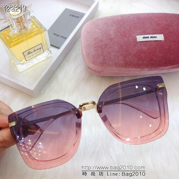 MIUMIU繆繆 原單代工廠推薦款 偏光 防止紫外線 太陽眼鏡 適合各種臉型  lly1392